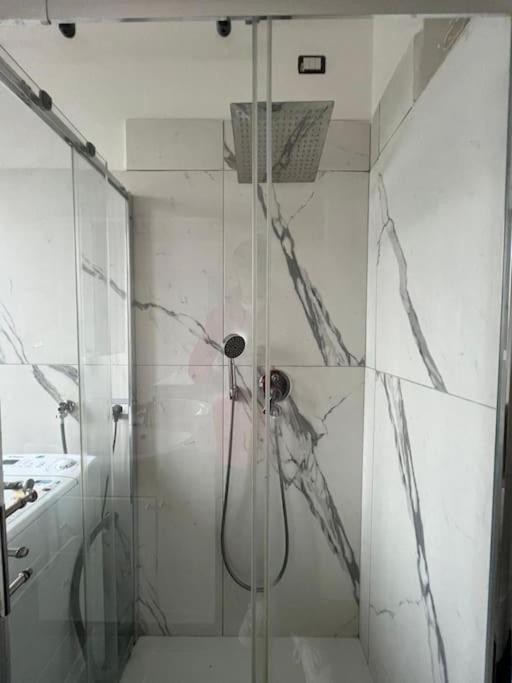 Suite Reale Vicino Malpensa - Parcheggio Gratuito Legnano Eksteriør bilde